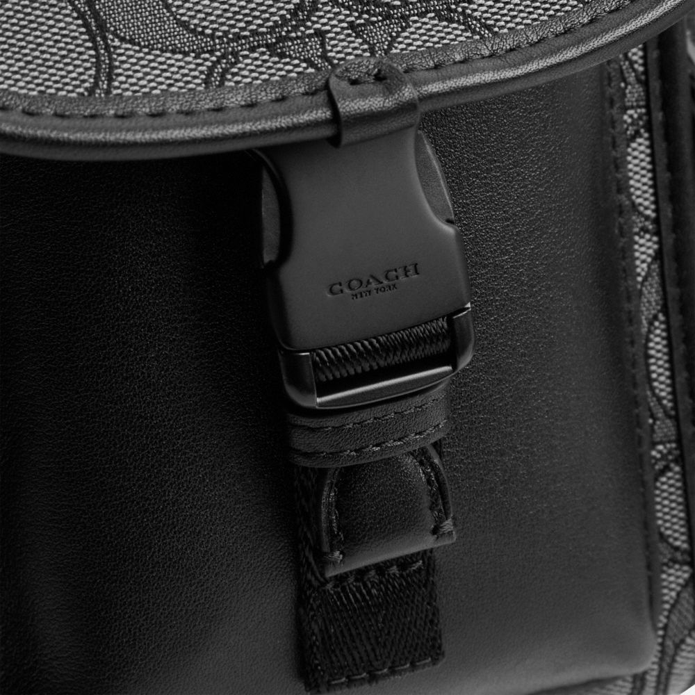 COACH® Charter North/South With Hybrid Pouch In Signature Jacquard Crossbody Taske Herre Grå Sort | DKJPK863