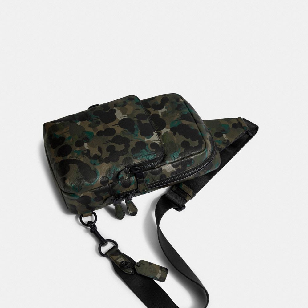 COACH® Gotham Pack With Camo Print Rygsæk Herre Sort Grøn Blå | DKPJJ889