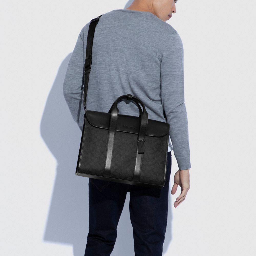 COACH® Gotham Portfolio In Signature Canvas Håndtaske Herre Sort Kobber Grå | DKZUW847