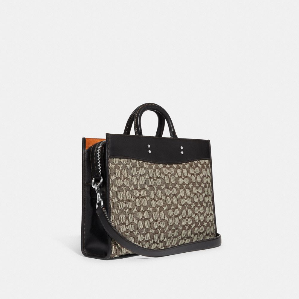 COACH® Rogue Brief In Signature Textile Jacquard Håndtaske Dame Sort | DKKOF238